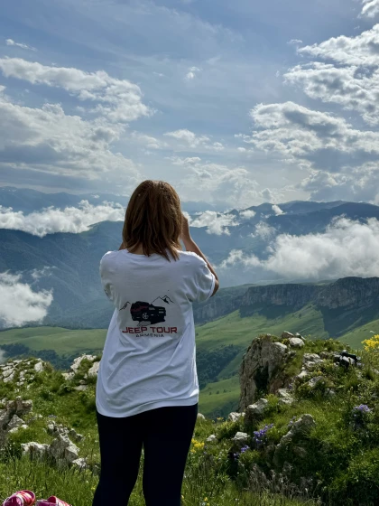One-Day Jeep Tour to Mount Dimas