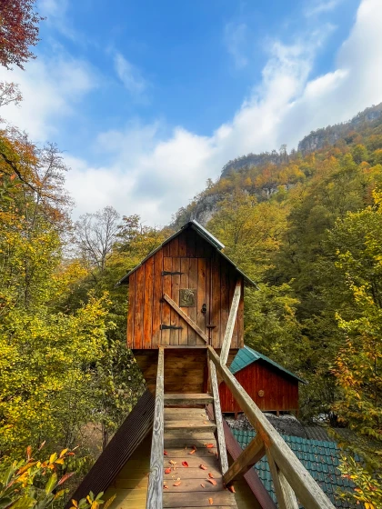 One-Day Jeep Tour: Adventure to Lastiver